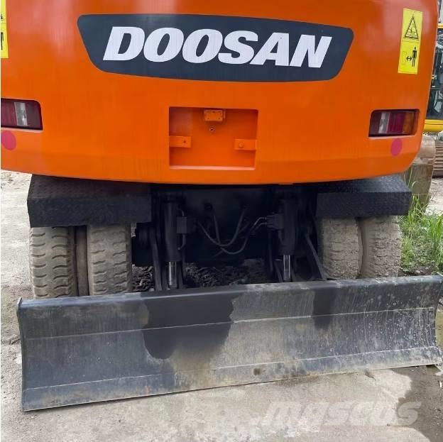 Doosan DH150W-7 Escavadoras de rodas