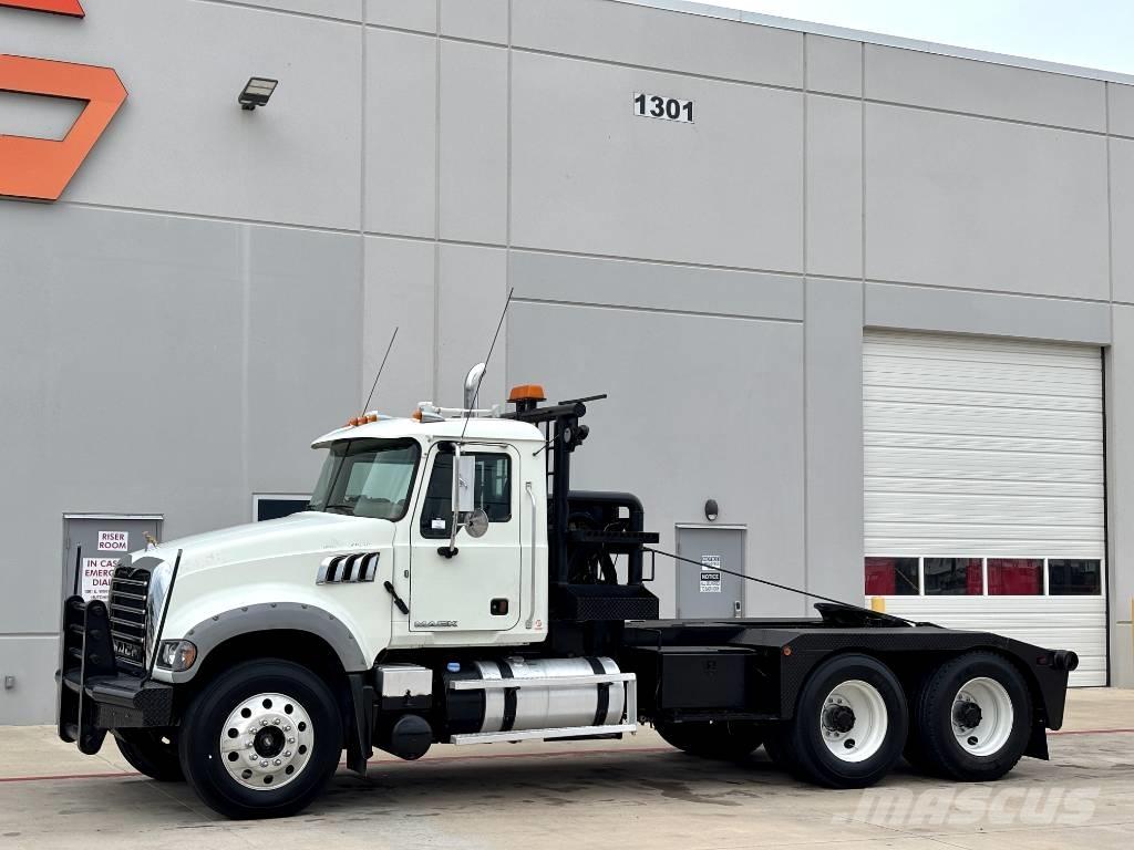 Mack GU713 Camiões de Reciclagem