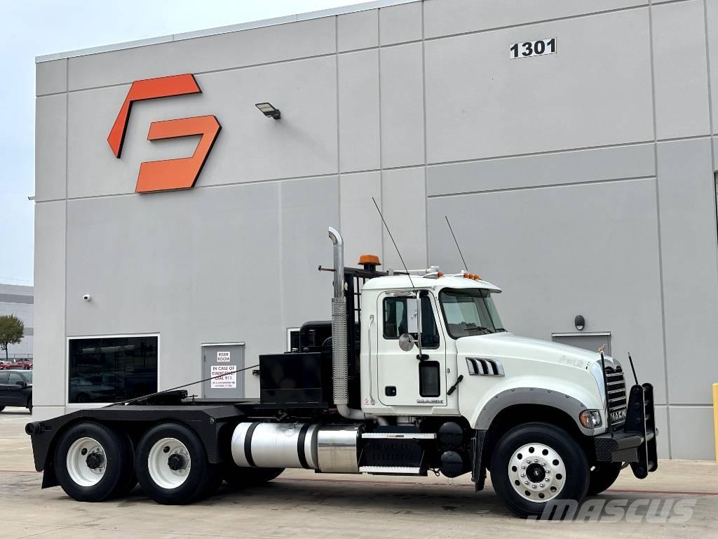 Mack GU713 Camiões de Reciclagem