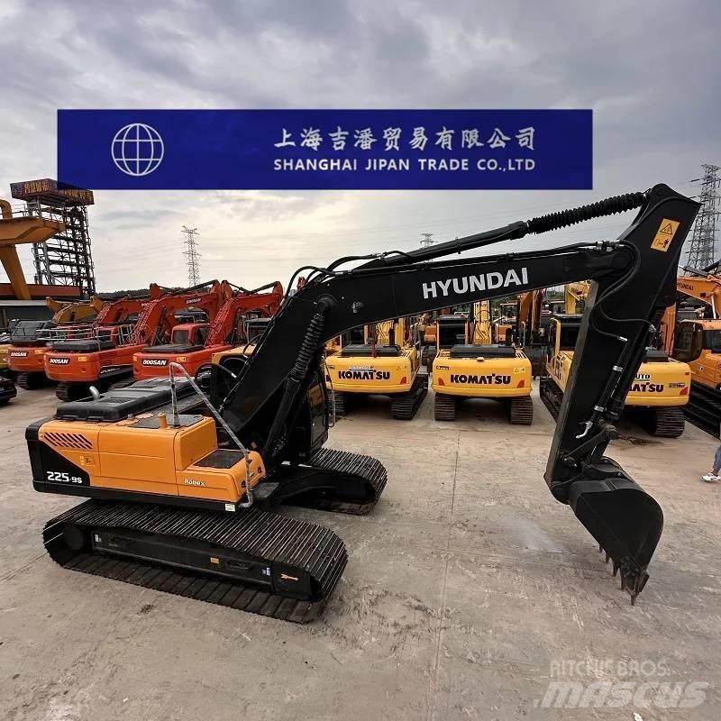 Hyundai R225 Escavadoras de rastos