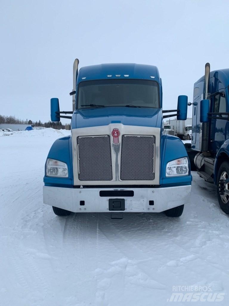 Kenworth T-880 Tractores (camiões)