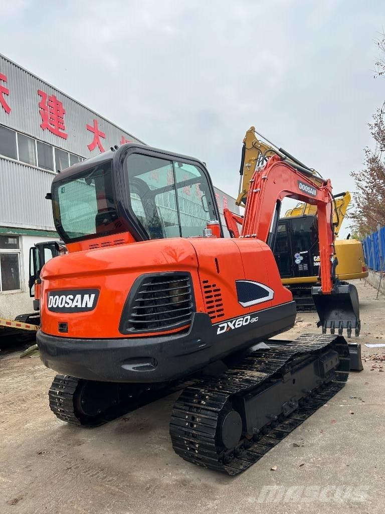 Doosan DX 60 Escavadoras de rastos
