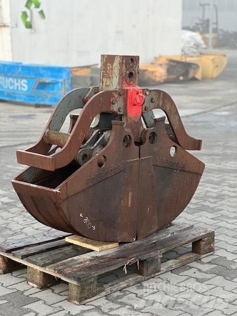 Liebherr 400 MM Garras