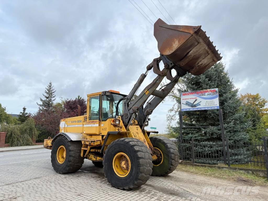 Volvo L 120 Pás carregadoras de rodas