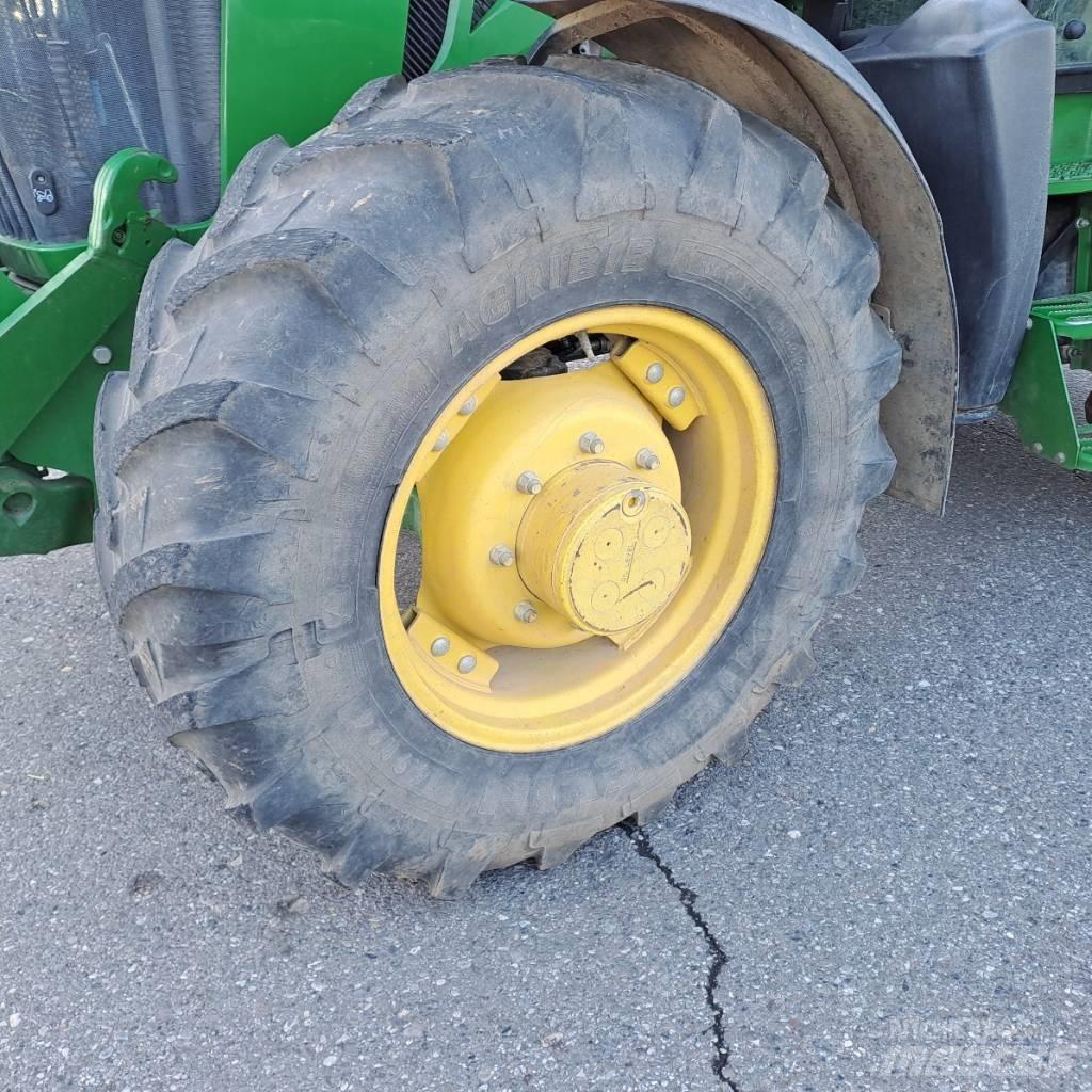John Deere 5125R Tratores Agrícolas usados
