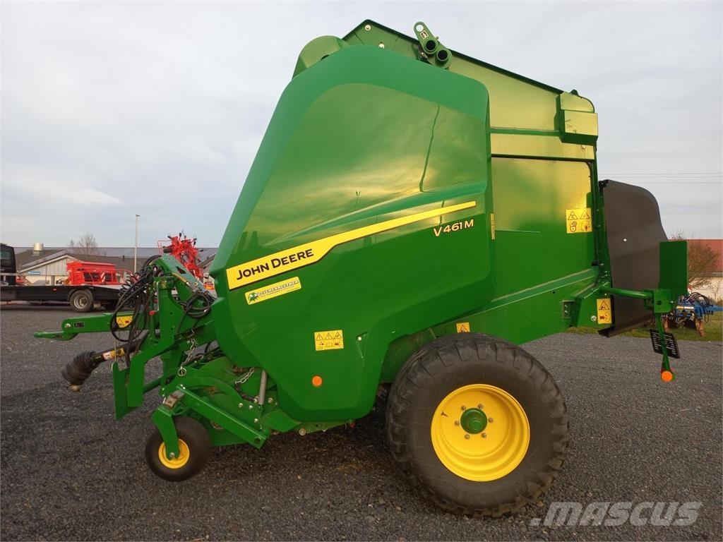 John Deere V461M Enfardadeira de rolos