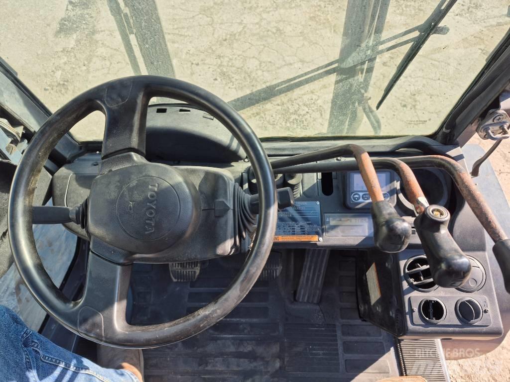Toyota 8 FGU 30 Empilhadores - Outros