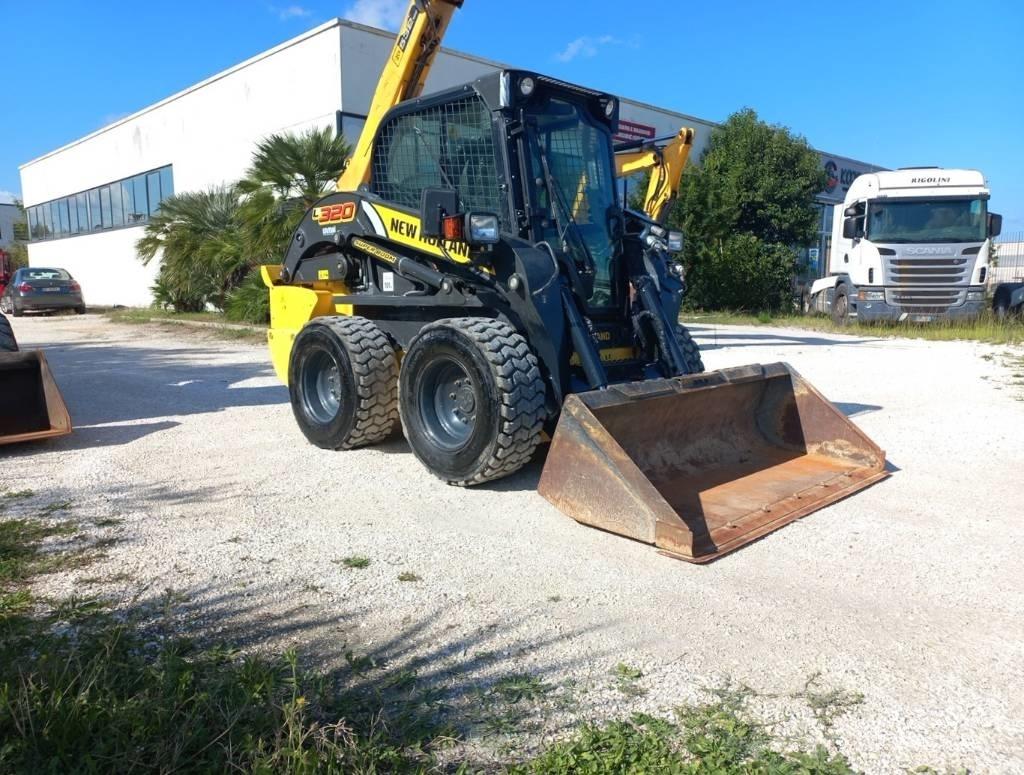 New Holland L320 Carregadoras de direcção deslizante