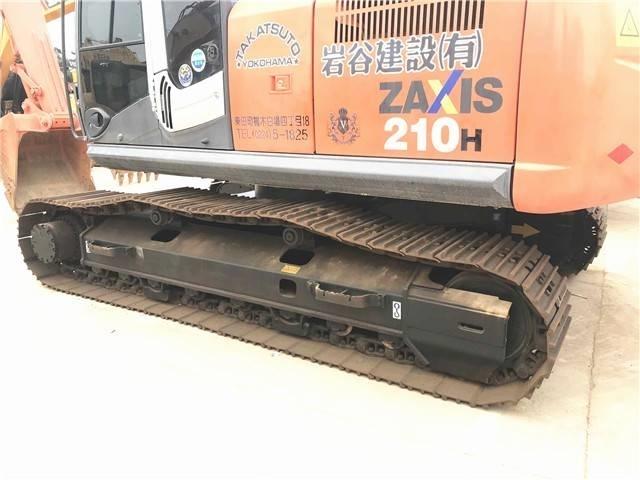Hitachi ZX 210 Escavadoras de rastos