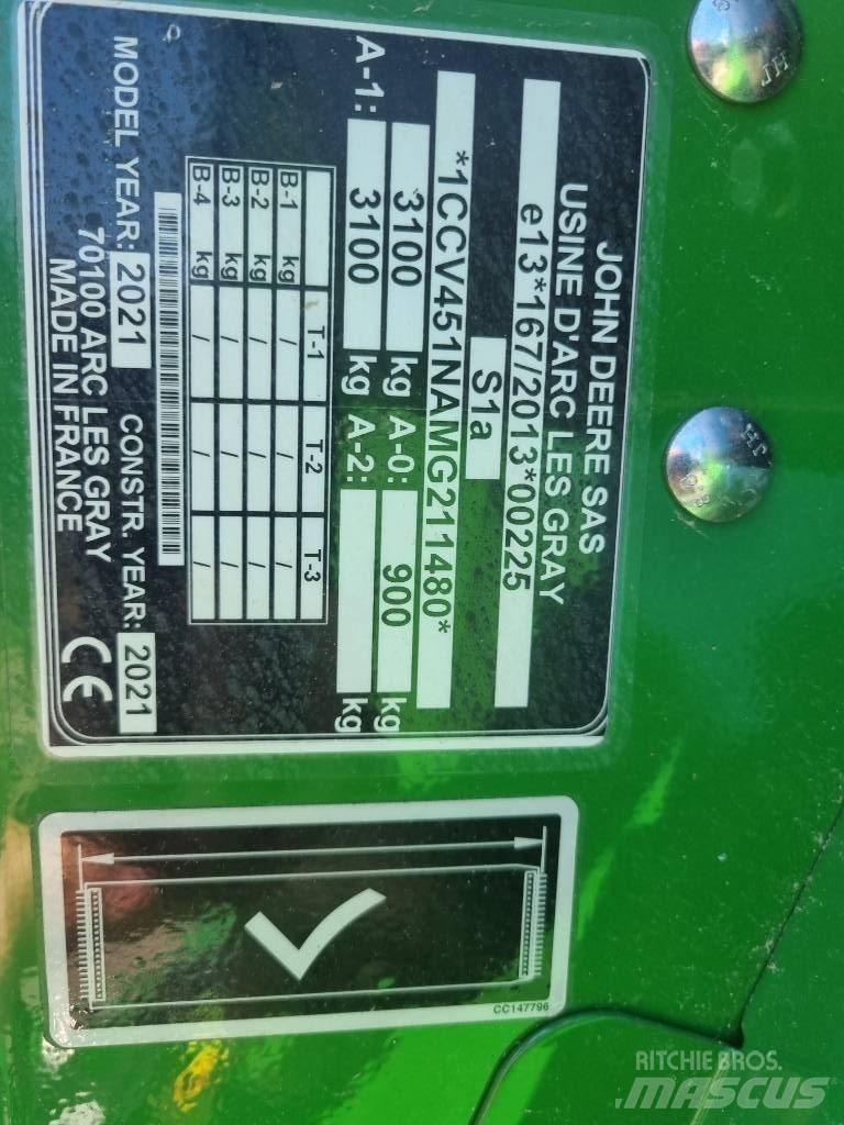 John Deere V451G Enfardadeira de rolos