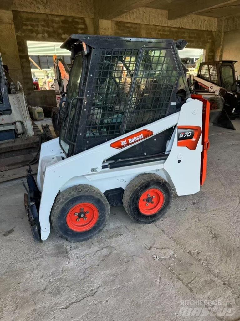 Bobcat S 70 Carregadoras de direcção deslizante