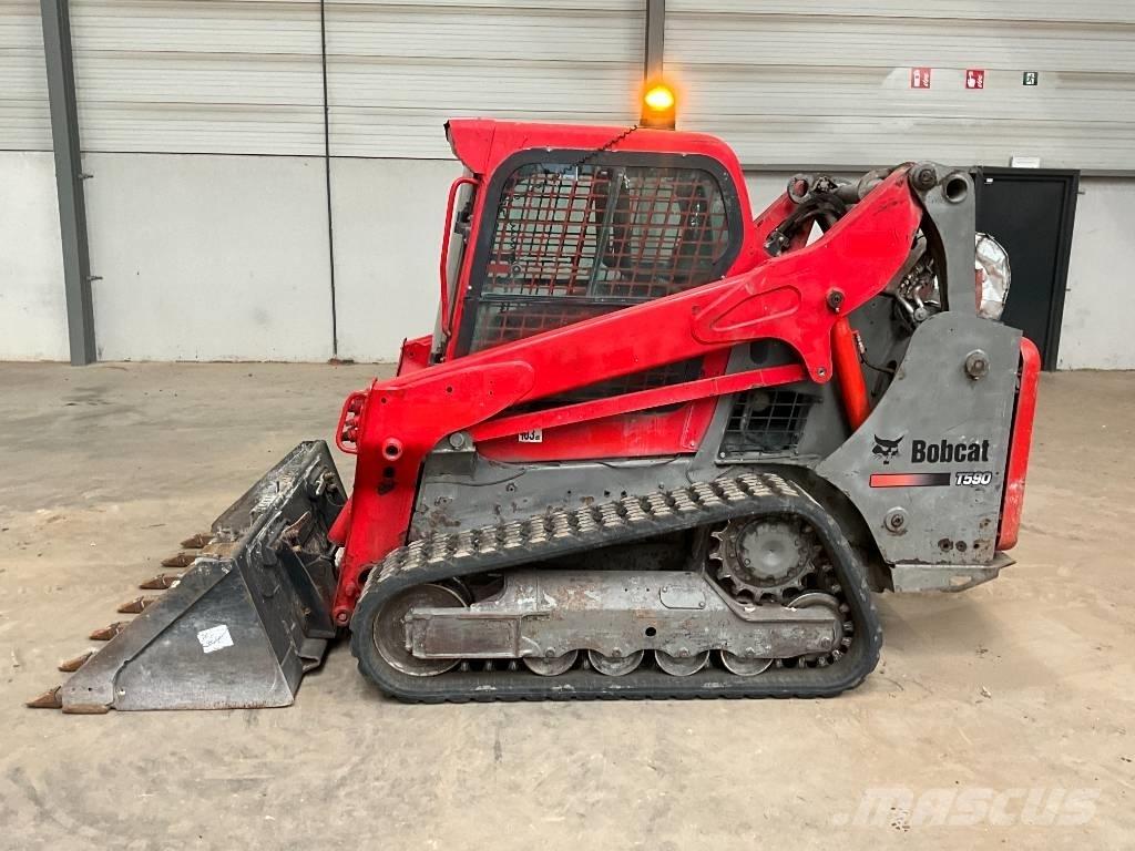 Bobcat T 590 Carregadoras de direcção deslizante