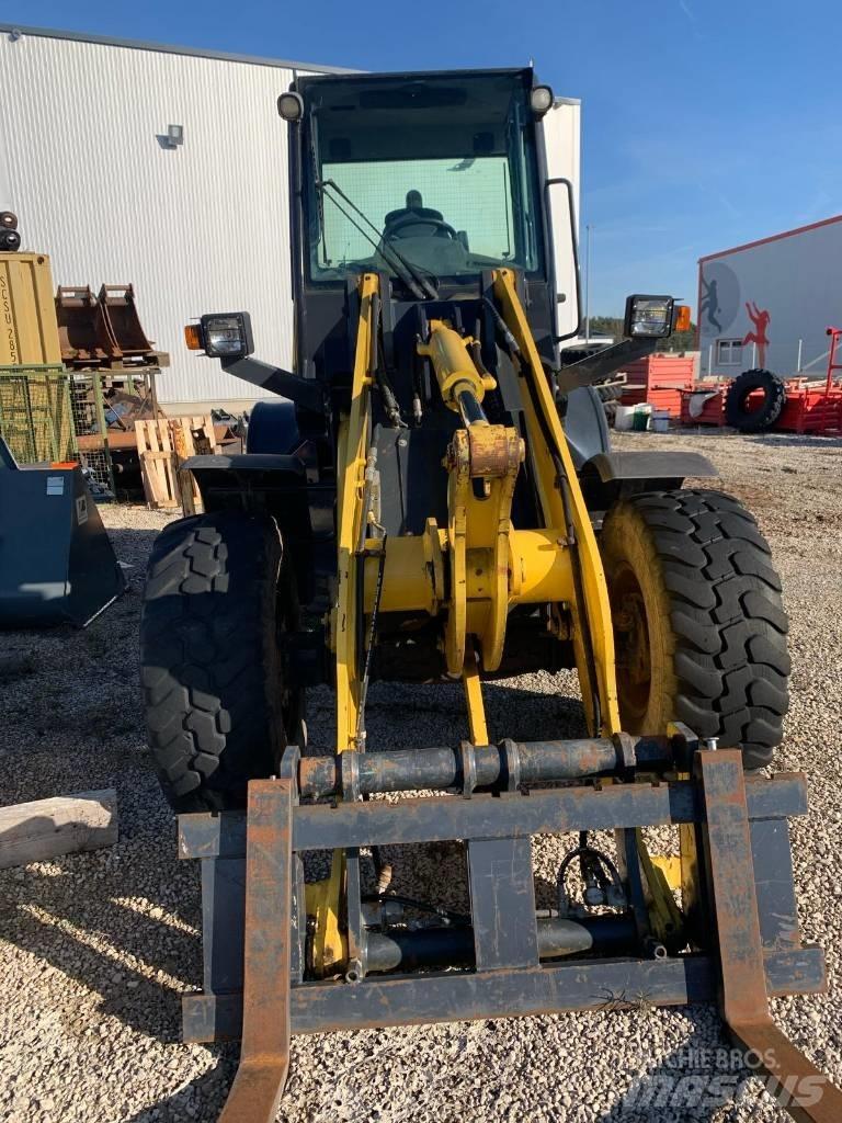 Komatsu WA 90-6 Pás carregadoras de rodas