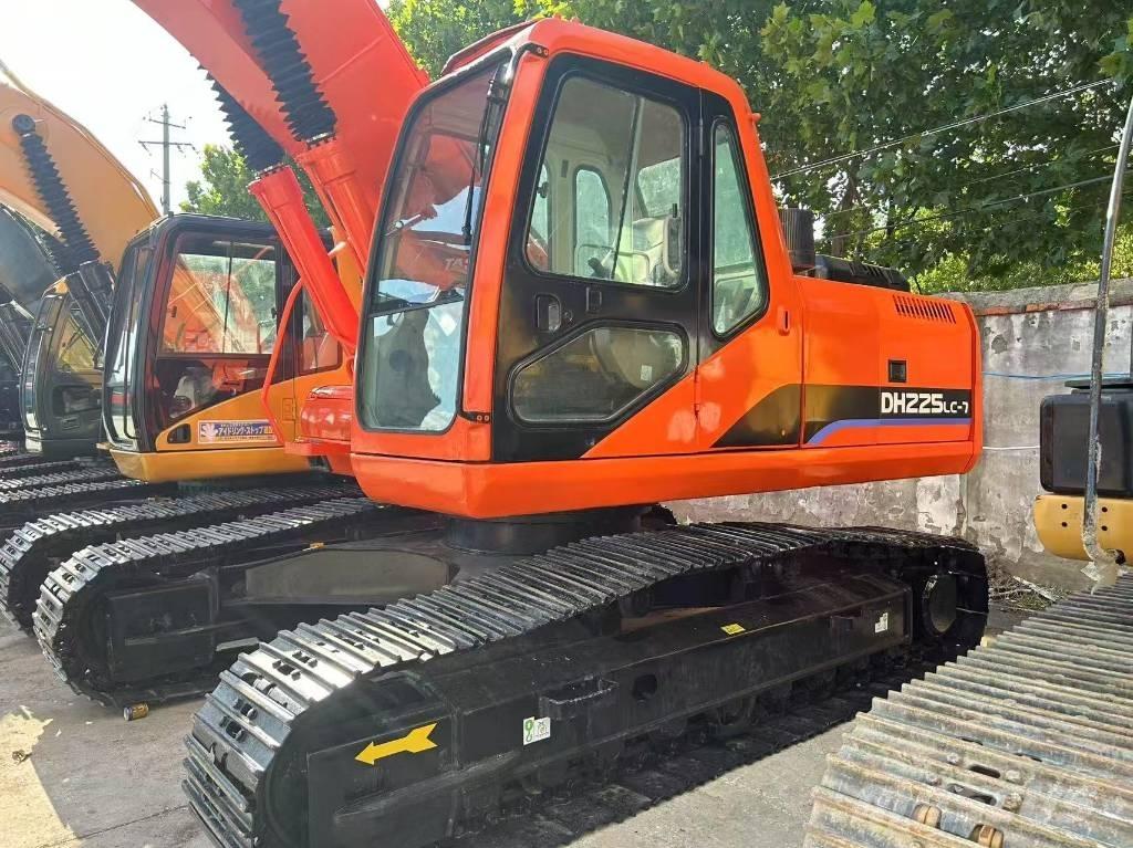 Doosan DH 225 LC-7 Escavadoras de rastos