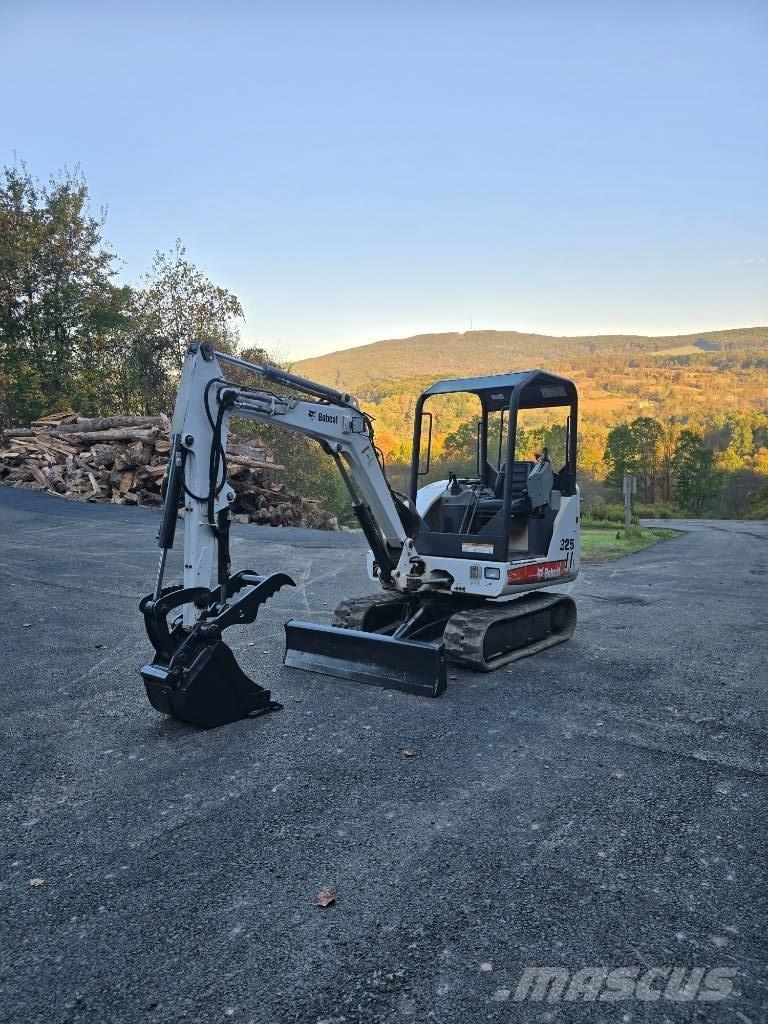 Bobcat 325 G Mini Escavadoras <7t