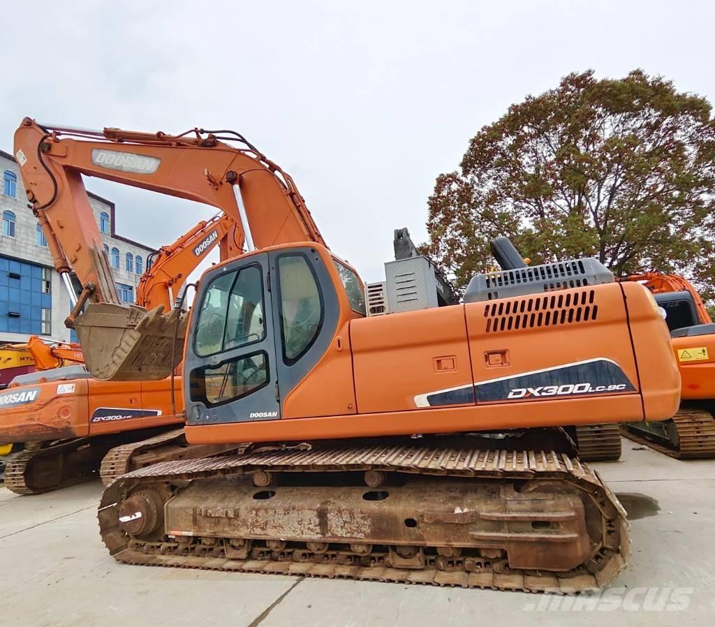 Doosan DX 300 LC-9C Escavadoras de rastos