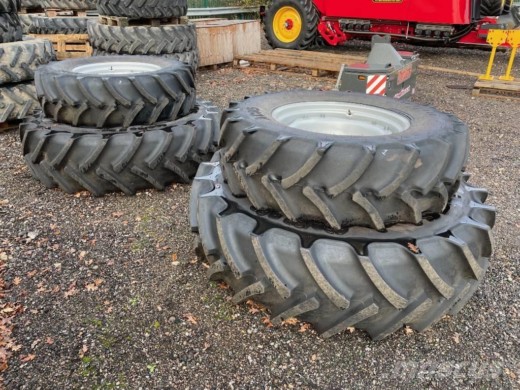 Mitas SET OF WHEELS Pneus Agrícolas