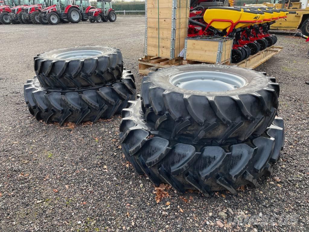 Mitas SET OF WHEELS Pneus Agrícolas