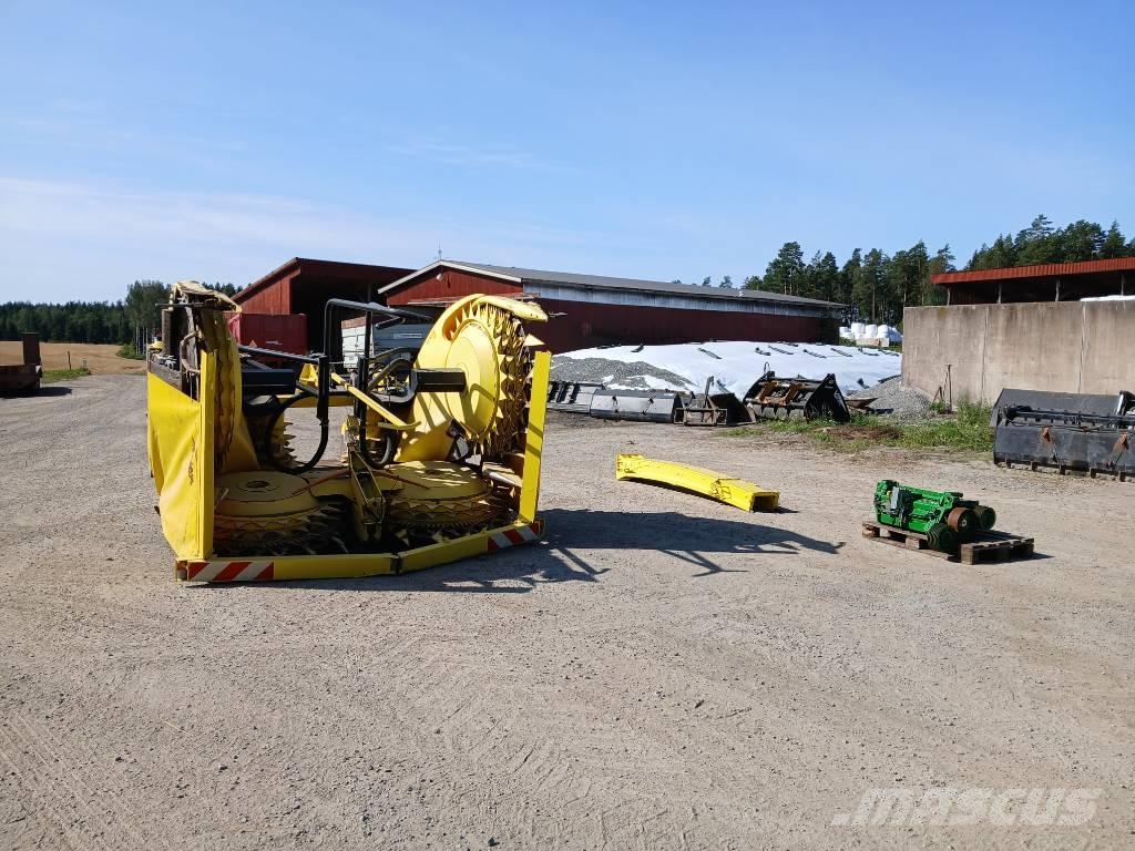 John Deere 460 Plus Forrageiras auto-propulsionadas