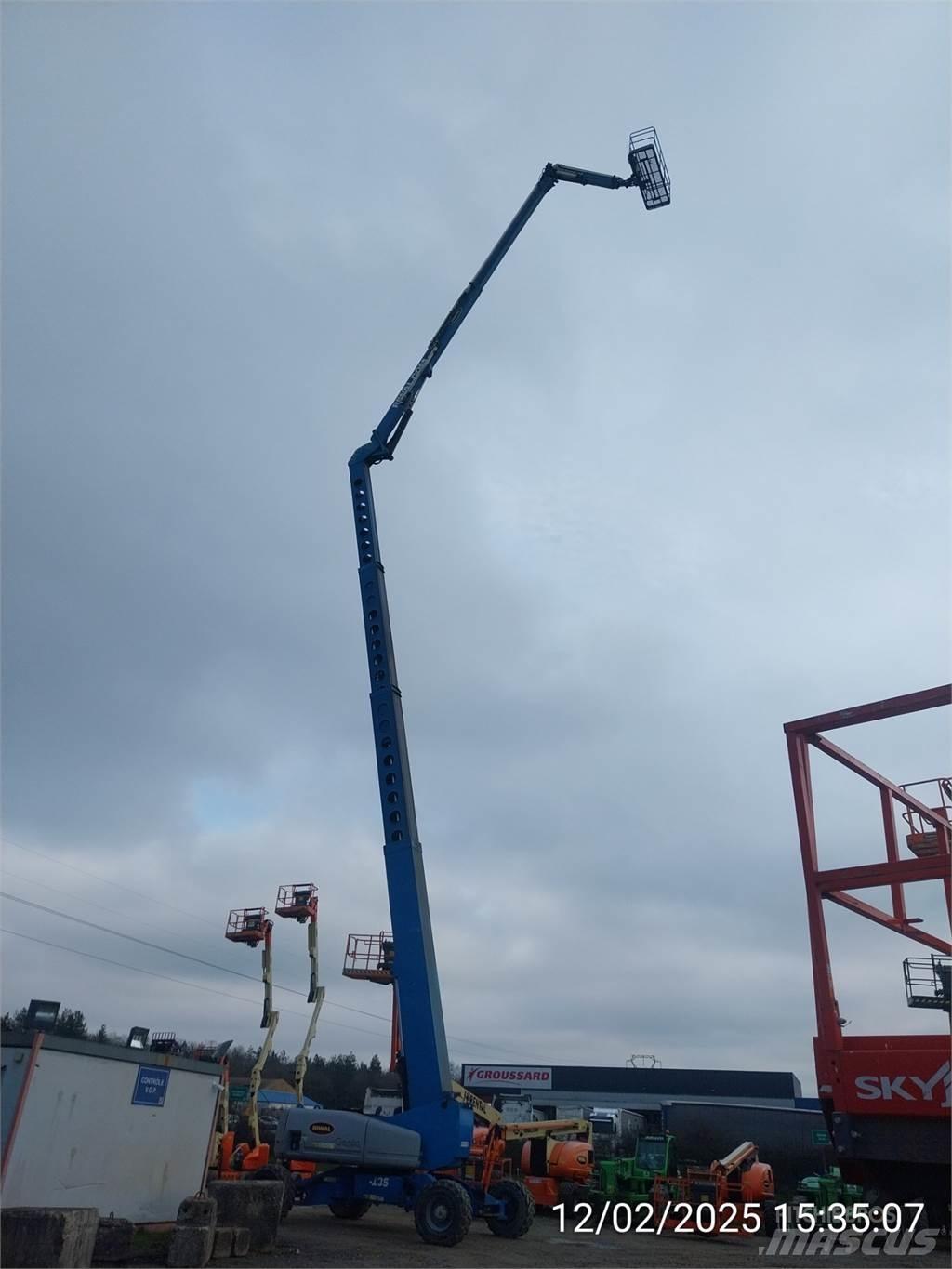 Genie Z135/70 Elevadores braços articulados