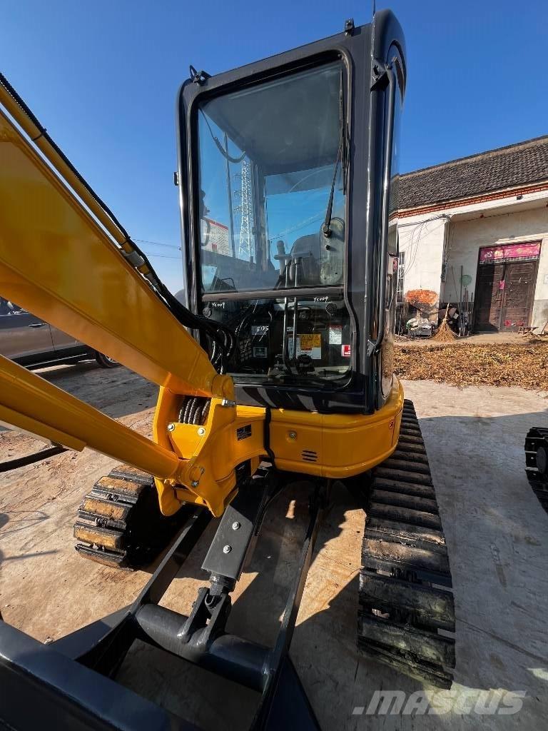 Komatsu PC 35 MR Mini Escavadoras <7t