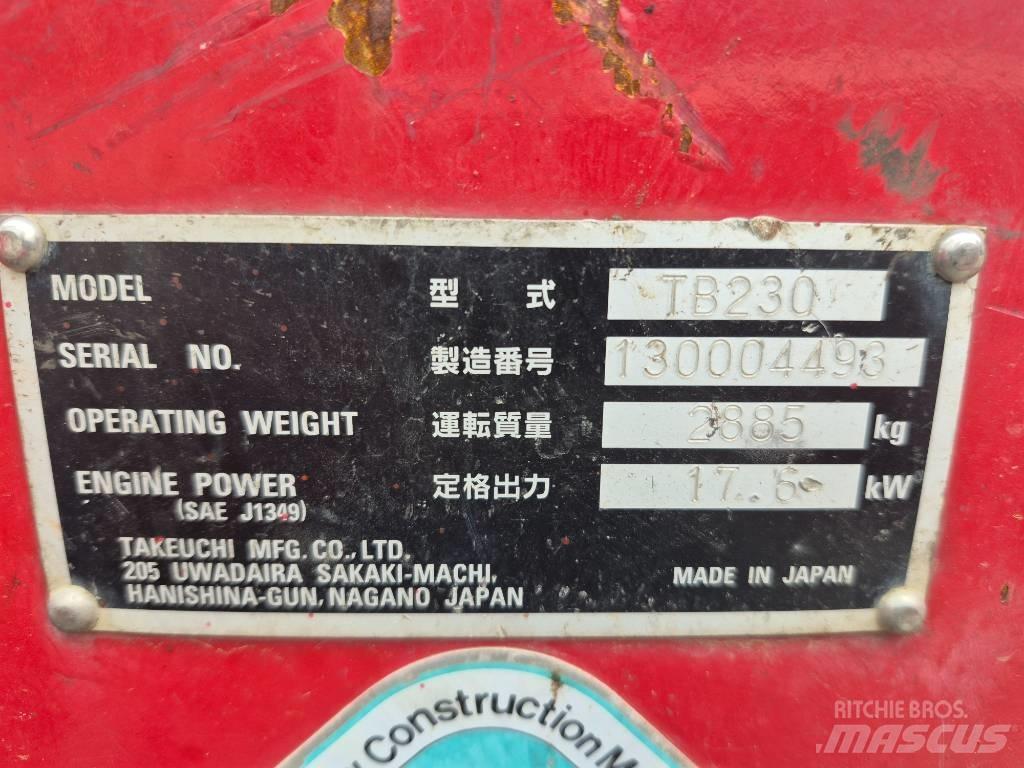 Takeuchi TB 230 Mini Escavadoras <7t