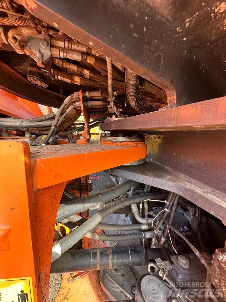 Doosan DX420-3 Escavadoras de rodas
