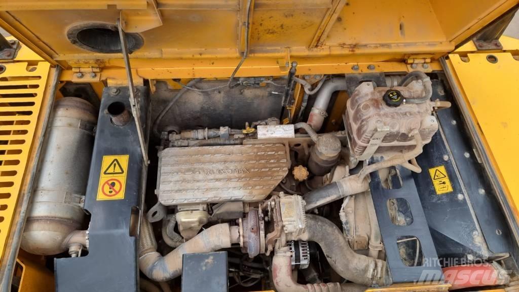 JCB JS 220 LC Escavadoras de rastos