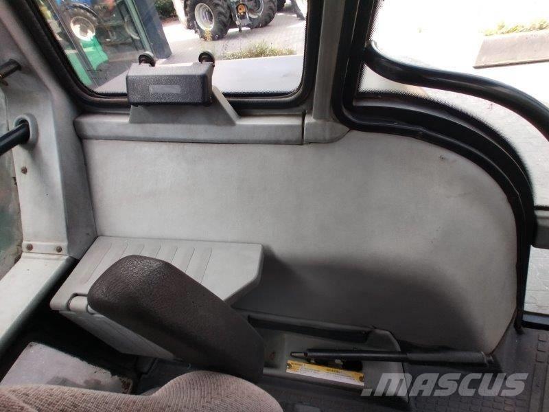 Valtra 8400 Tratores Agrícolas usados