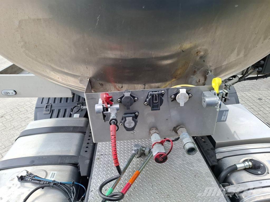 D-tec FV2006 Reboques cisterna