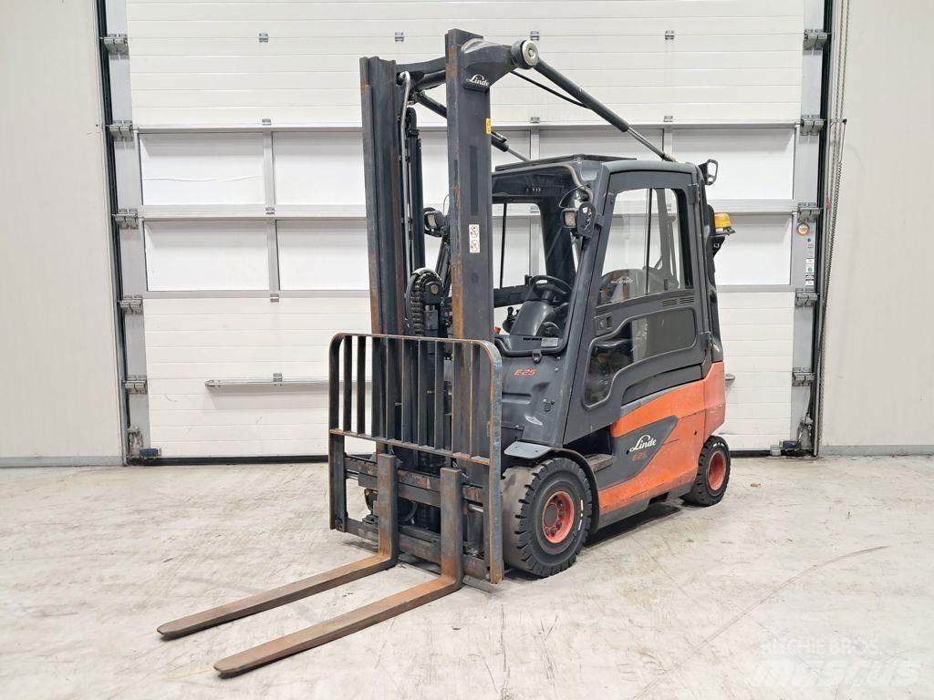 Linde E25-01 Empilhadores eléctricos