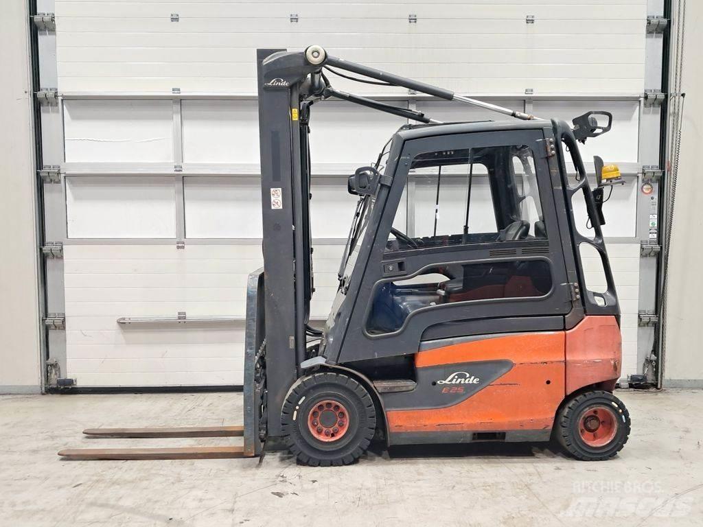 Linde E25-01 Empilhadores eléctricos