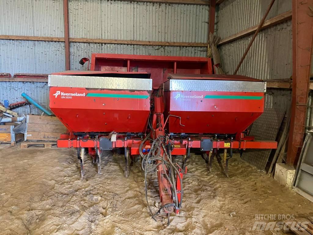 Kverneland UN 3200 Semeadores de batatas
