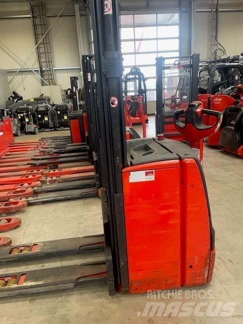 Linde L16 Empilhador para operador externo