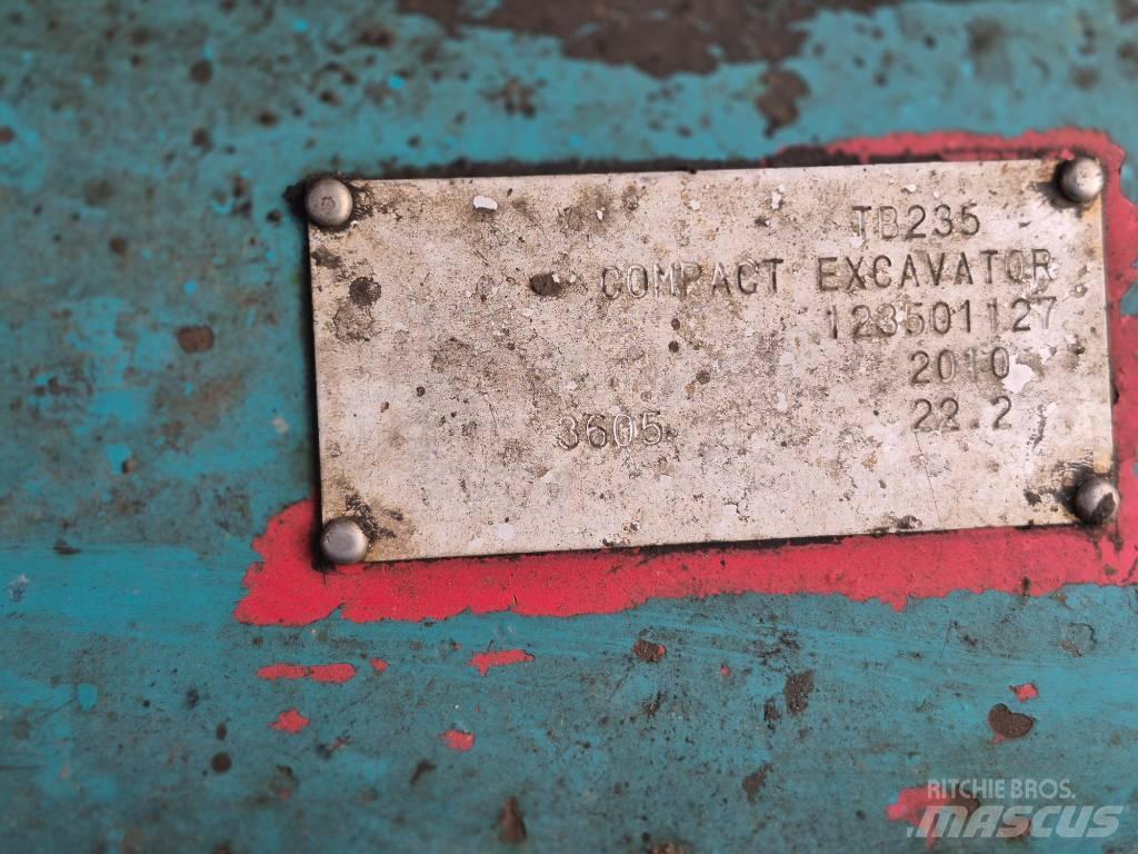 Takeuchi TB 235 Mini Escavadoras <7t