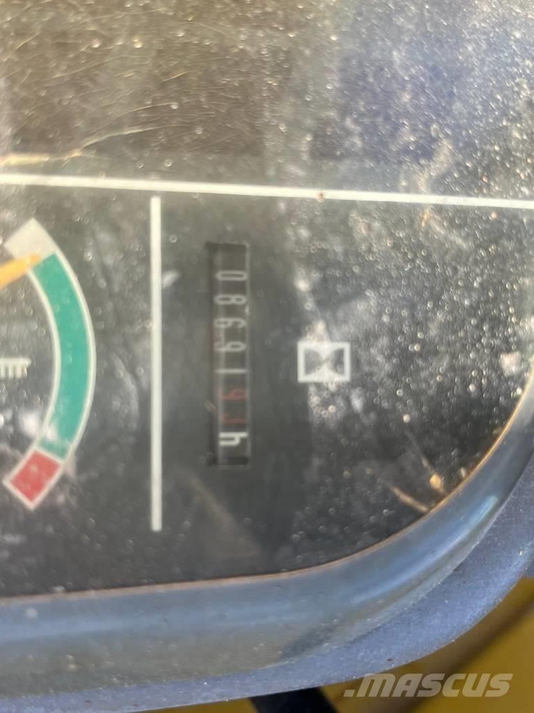 Komatsu PC 27 Mini Escavadoras <7t