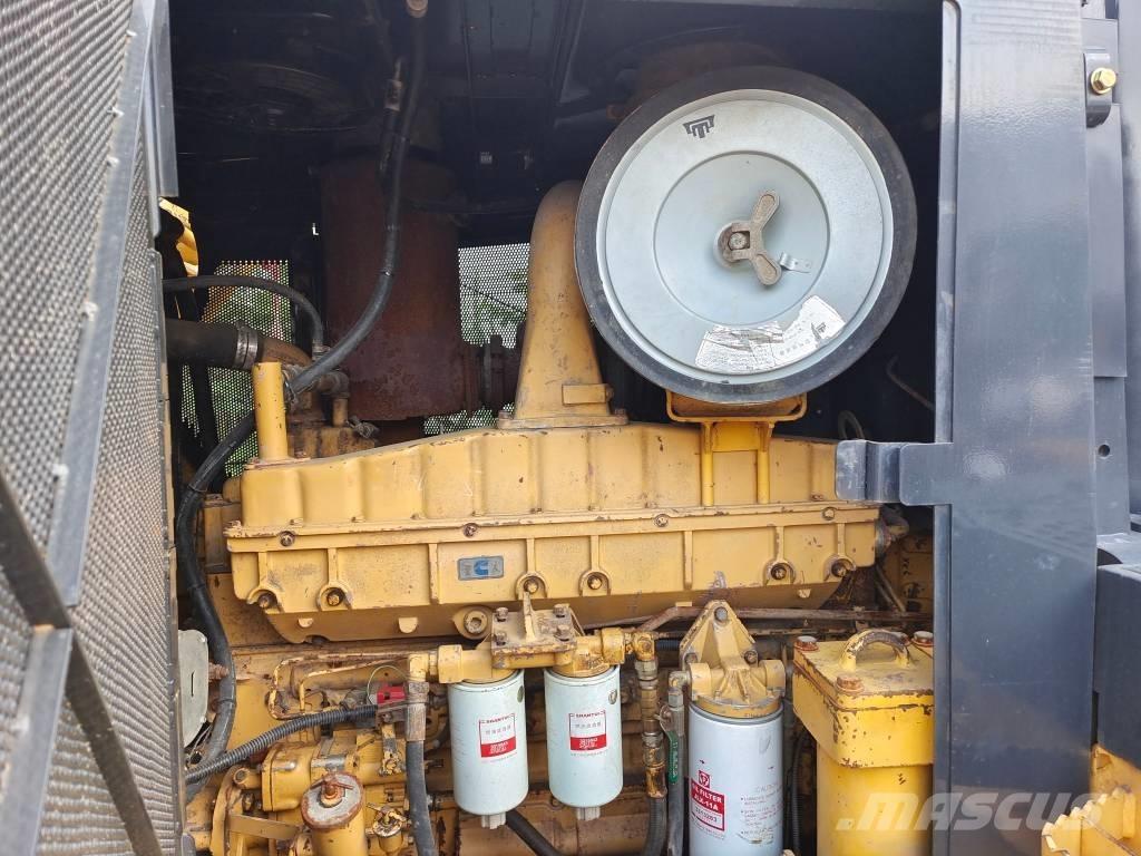 Shantui SD 32 Dozers - Tratores rastos