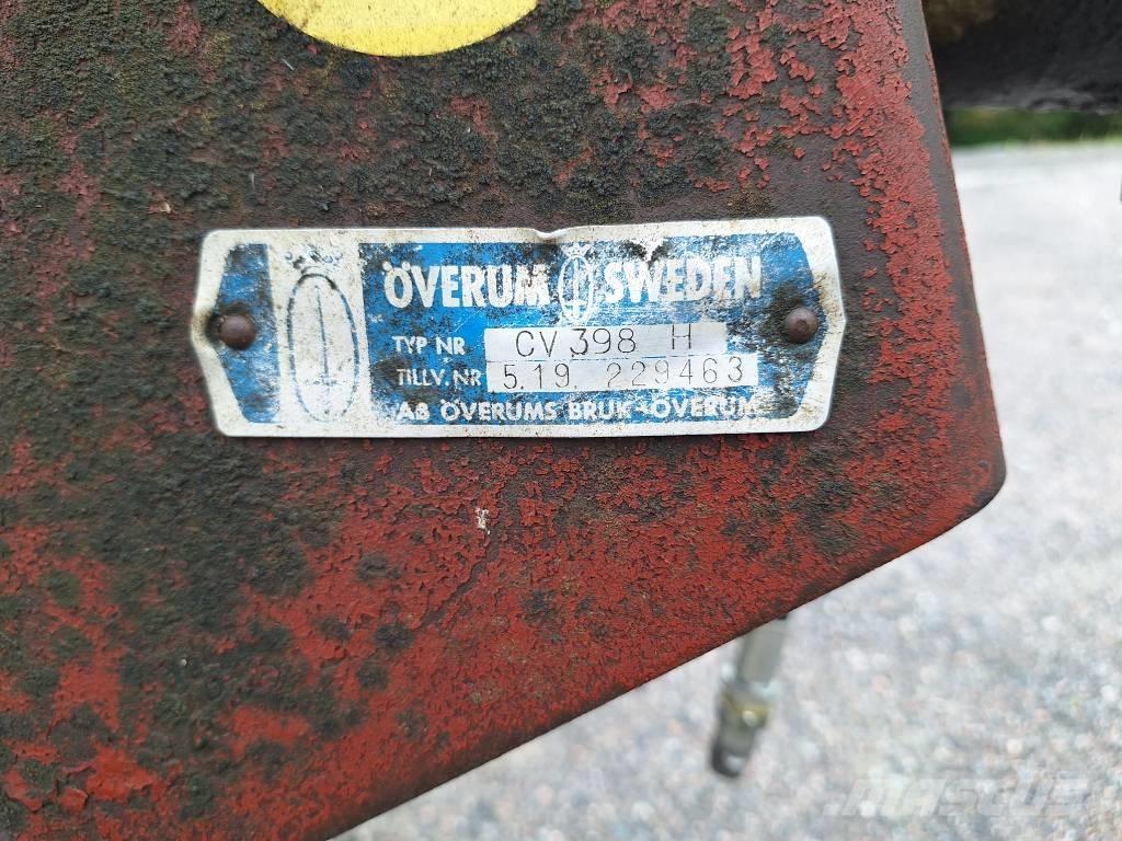 Överum CV 398H Charruas reversíveis