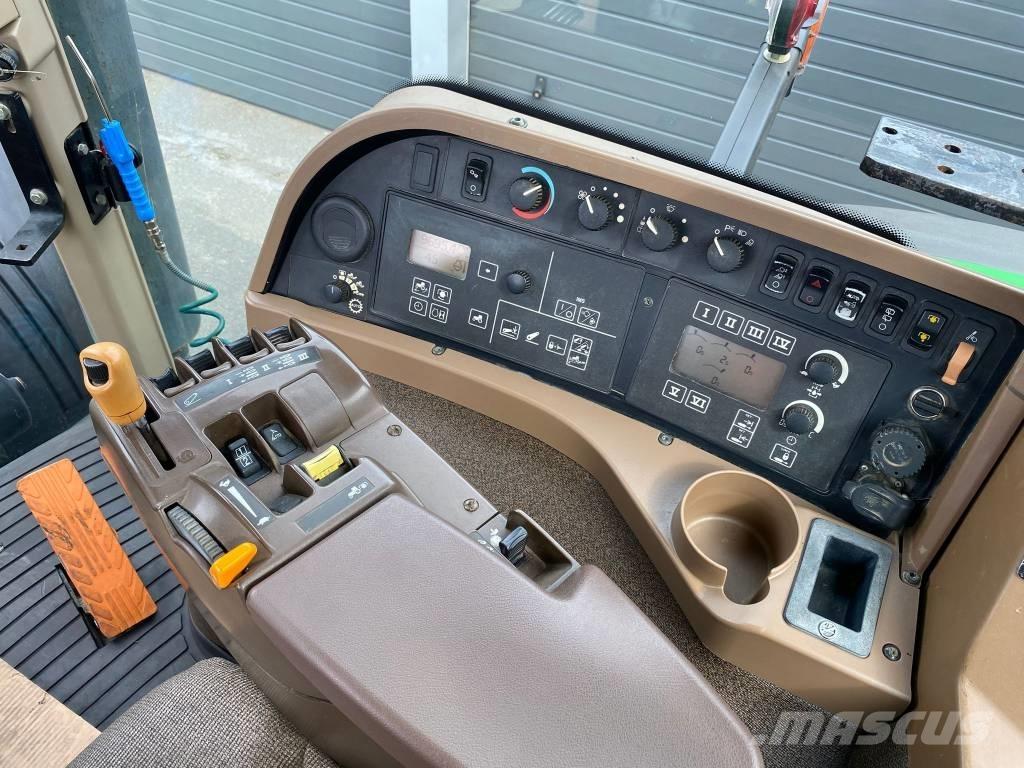 John Deere 8230 ILS Tratores Agrícolas usados