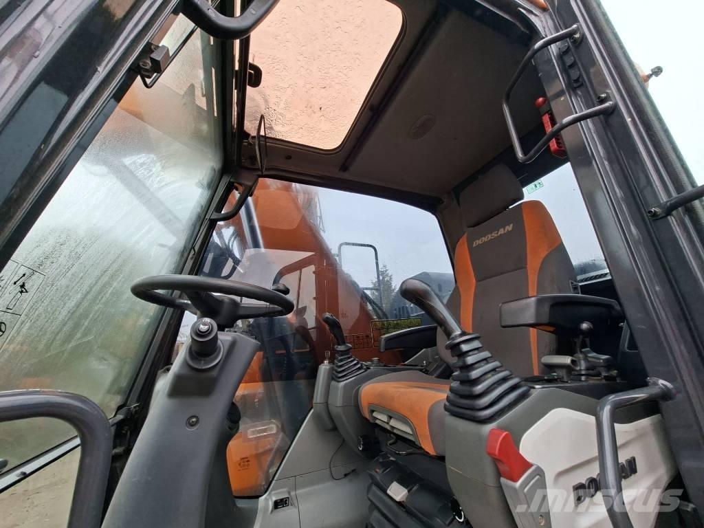 Doosan DX 165 W-5 Escavadoras de rodas