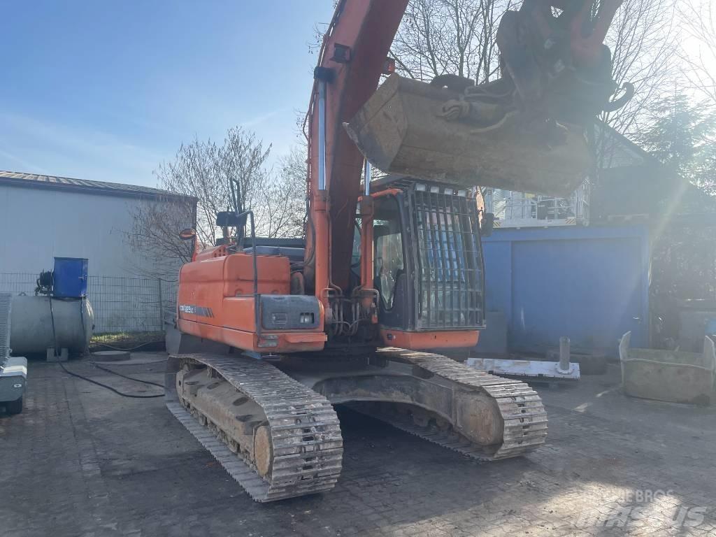 Doosan EXCA Escavadoras de rastos