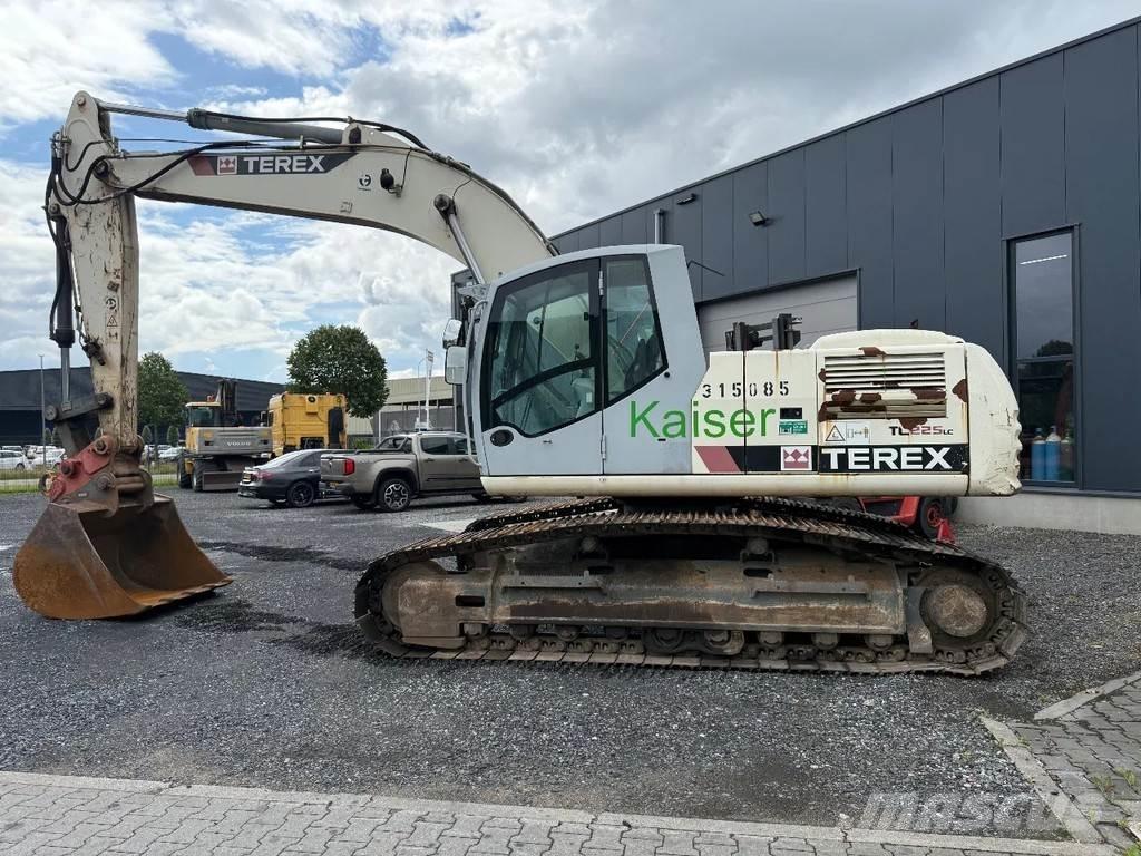 Terex TC225LC Escavadoras de rastos