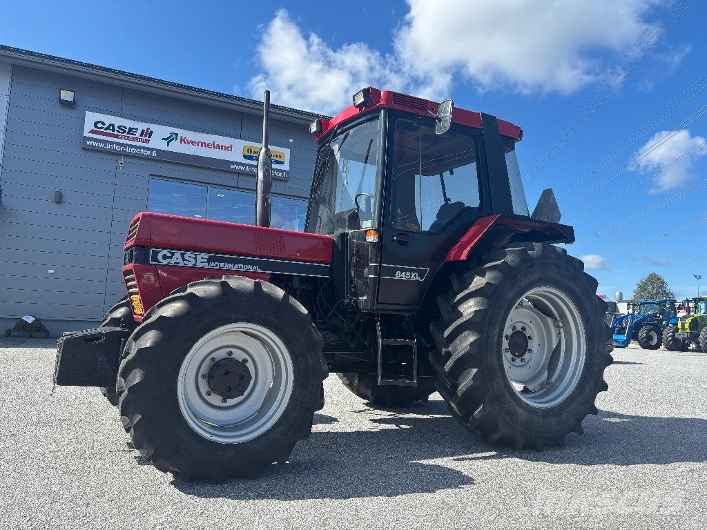 Case IH 845 XLA Tratores Agrícolas usados