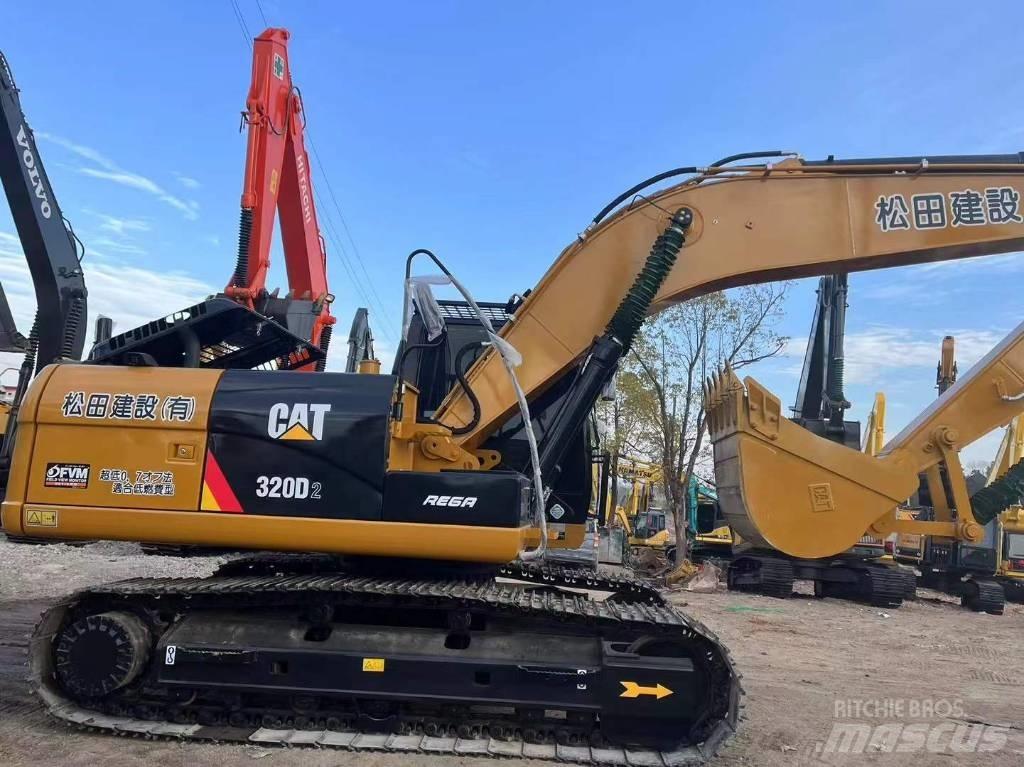 CAT 320 Escavadoras de rastos