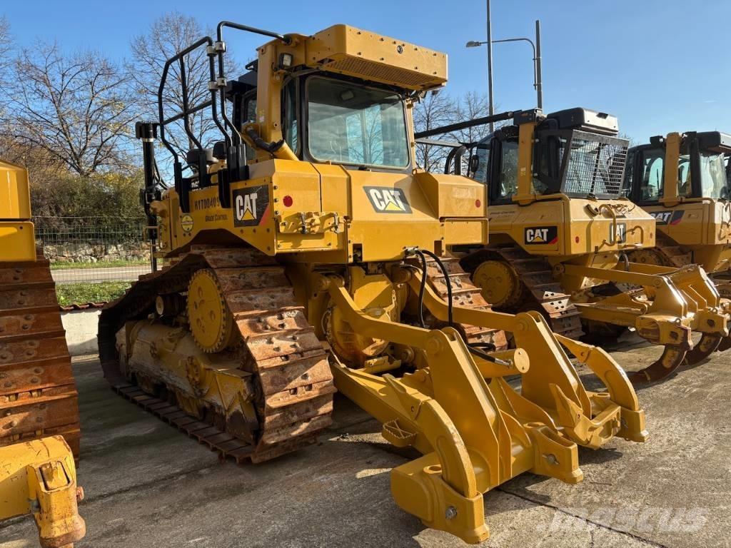 CAT D 6 T XLVP Dozers - Tratores rastos