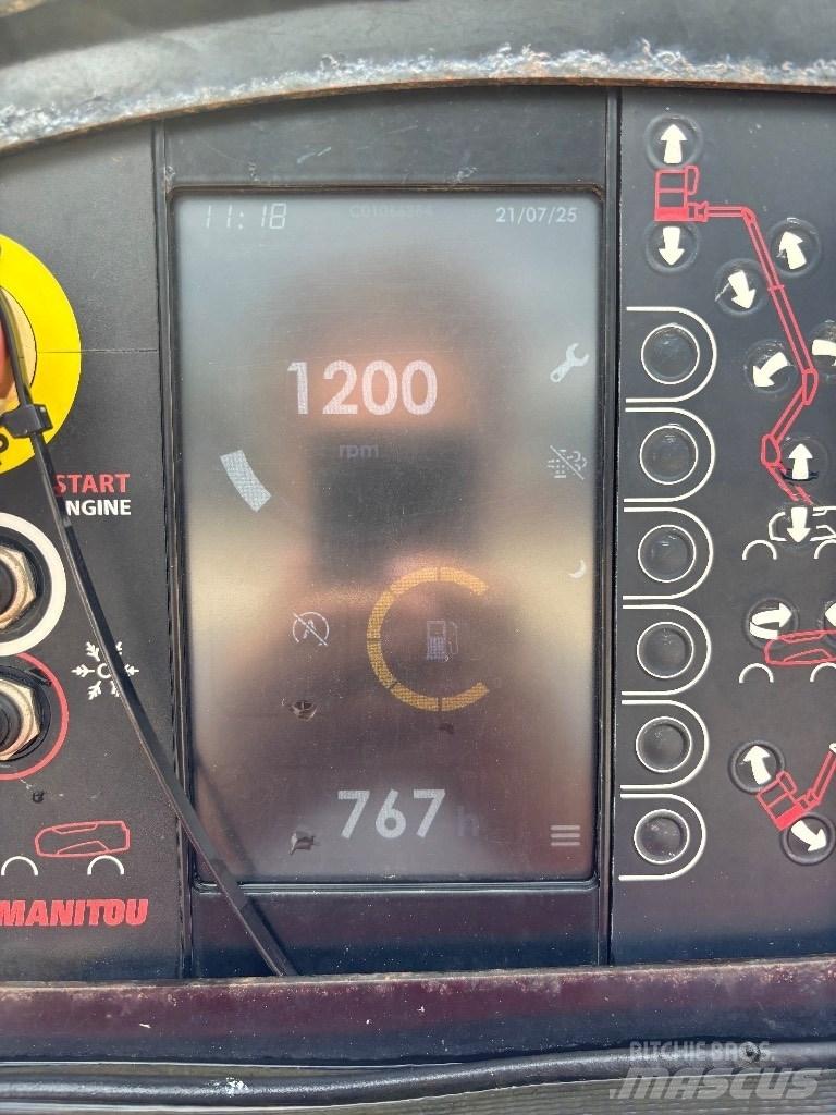 Manitou 200 ATJ Elevadores braços articulados