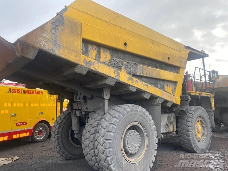 Komatsu HD405-7 Camiőes dumper basculantes rígidos