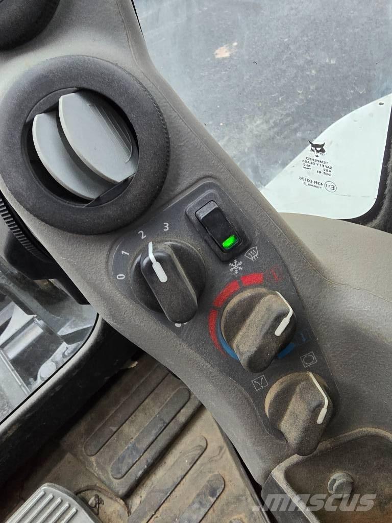 Bobcat E55 Mini Escavadoras <7t