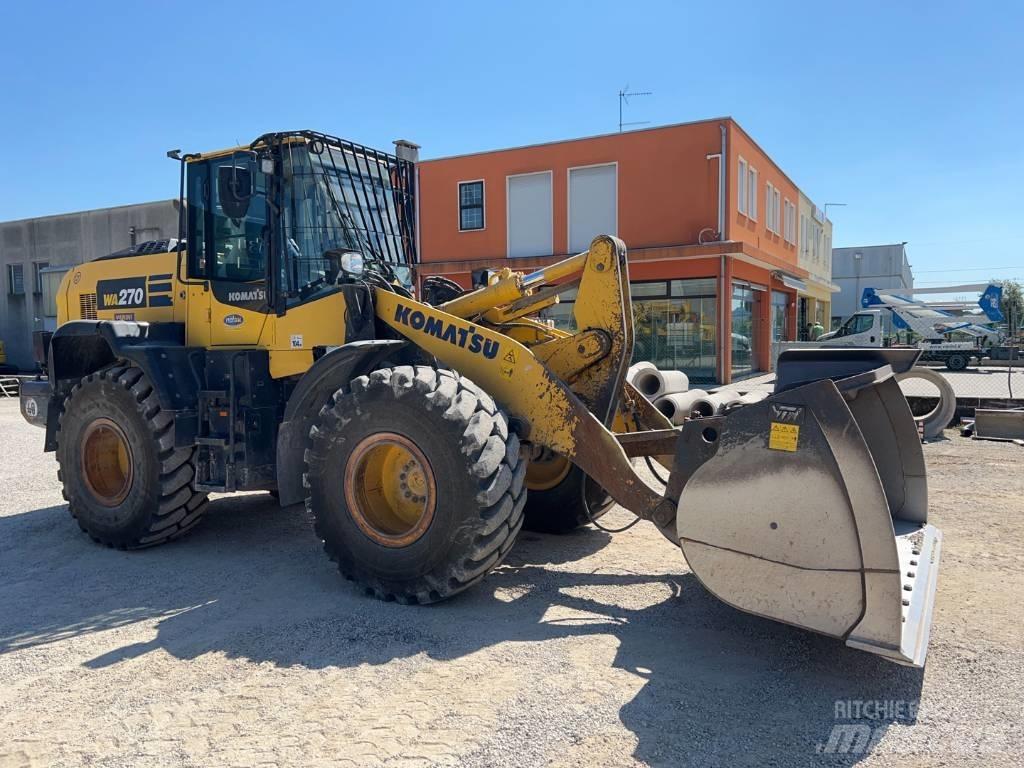 Komatsu WA 270-8 Pás carregadoras de rodas