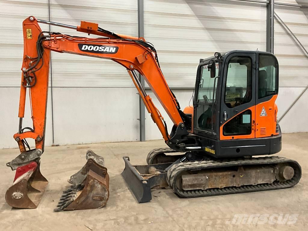 Doosan DX 63-3 Mini Escavadoras <7t
